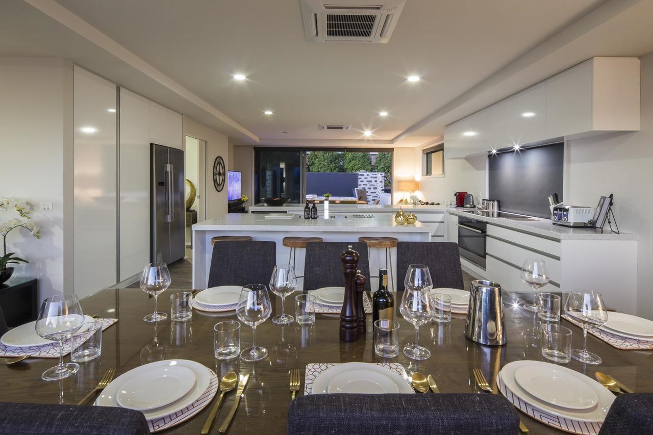 Lakefront Luxury By Amazing Accom Κουίνσταουν Εξωτερικό φωτογραφία